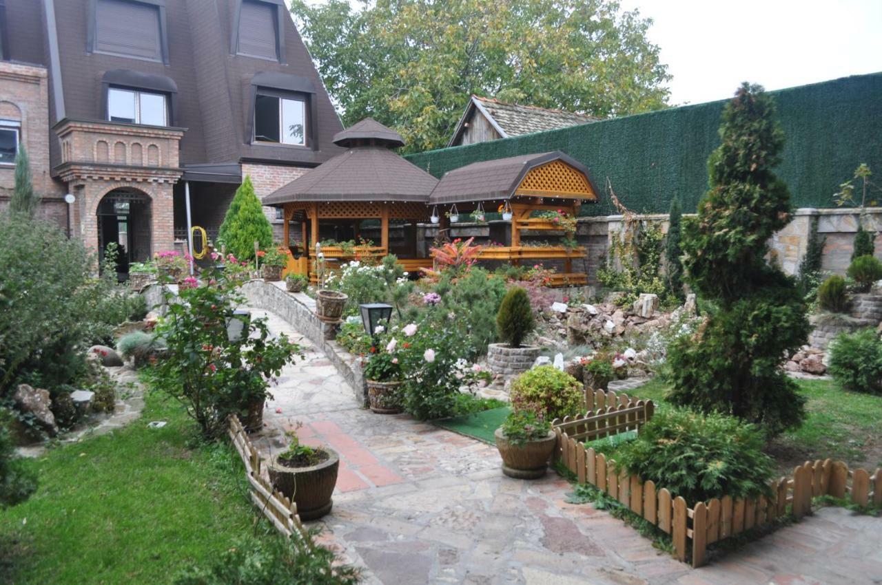 Каштел Pancevo Hotel Exterior foto